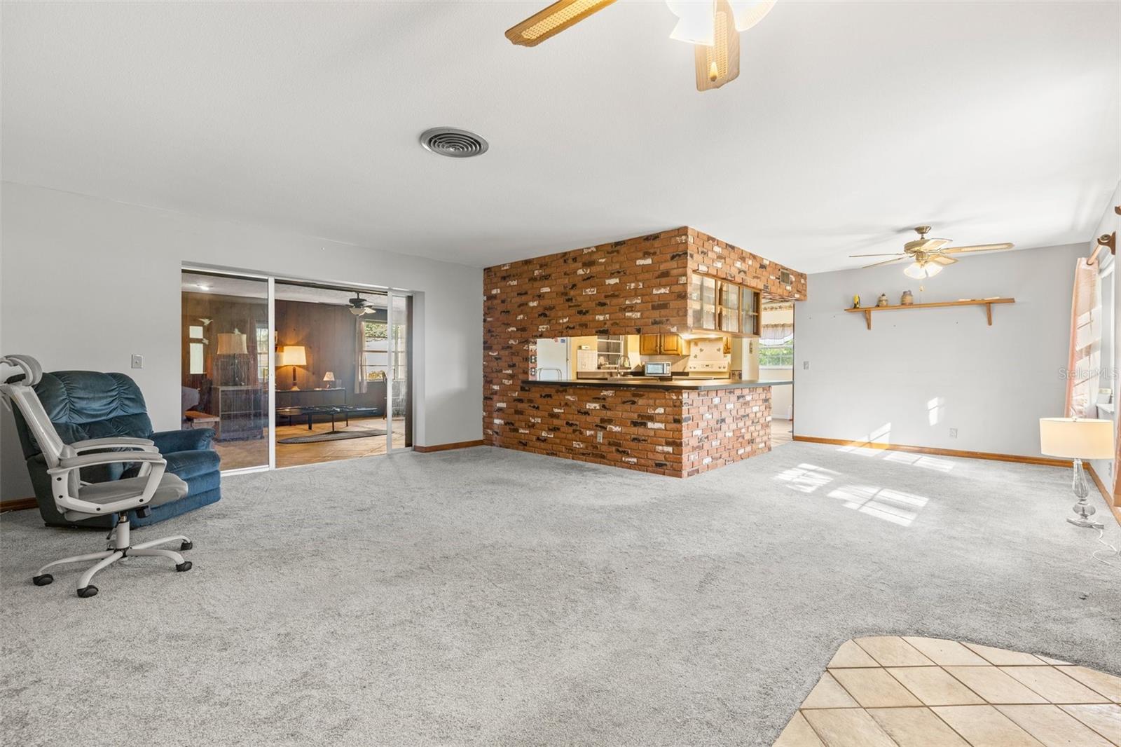 1114 HUMMINGBIRD LN, BRANDON, FL, 33511