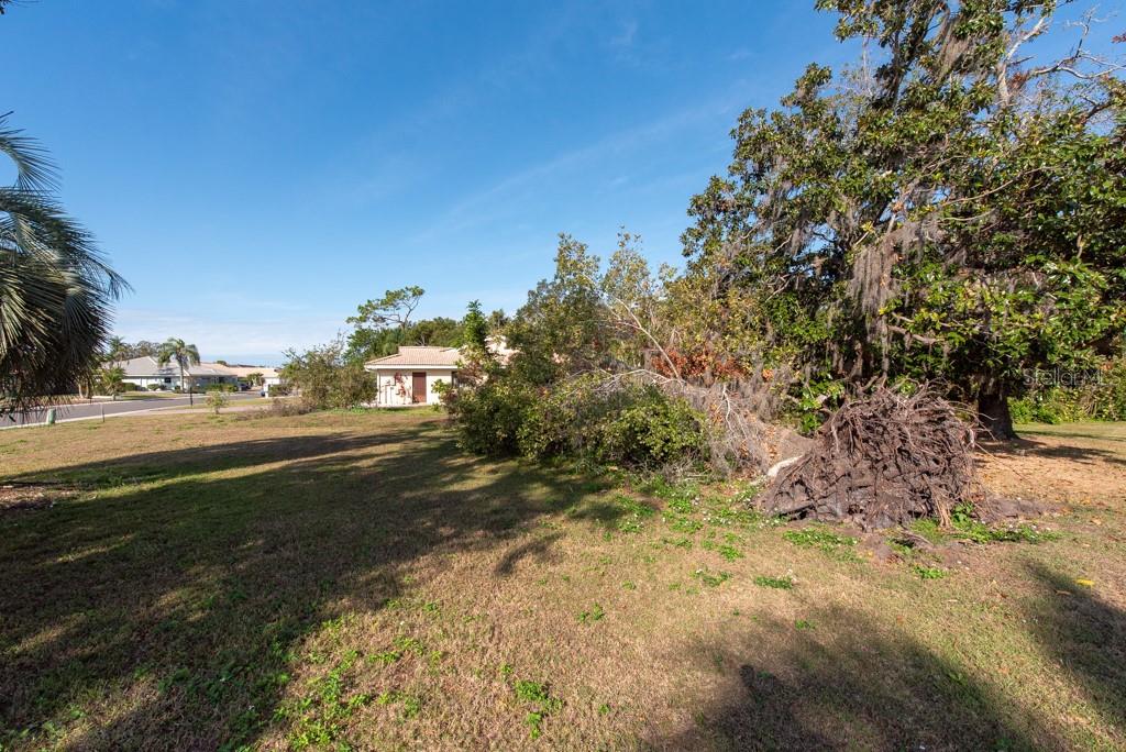 NEW BEDFORD DR, SUN CITY CENTER, FL, 33573