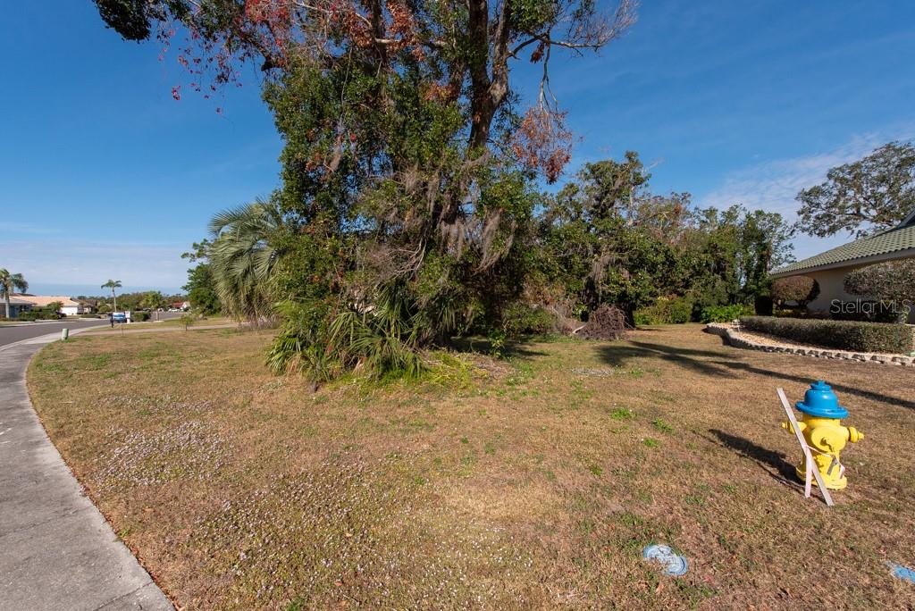 NEW BEDFORD DR, SUN CITY CENTER, FL, 33573