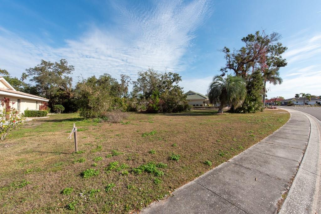 NEW BEDFORD DR, SUN CITY CENTER, FL, 33573