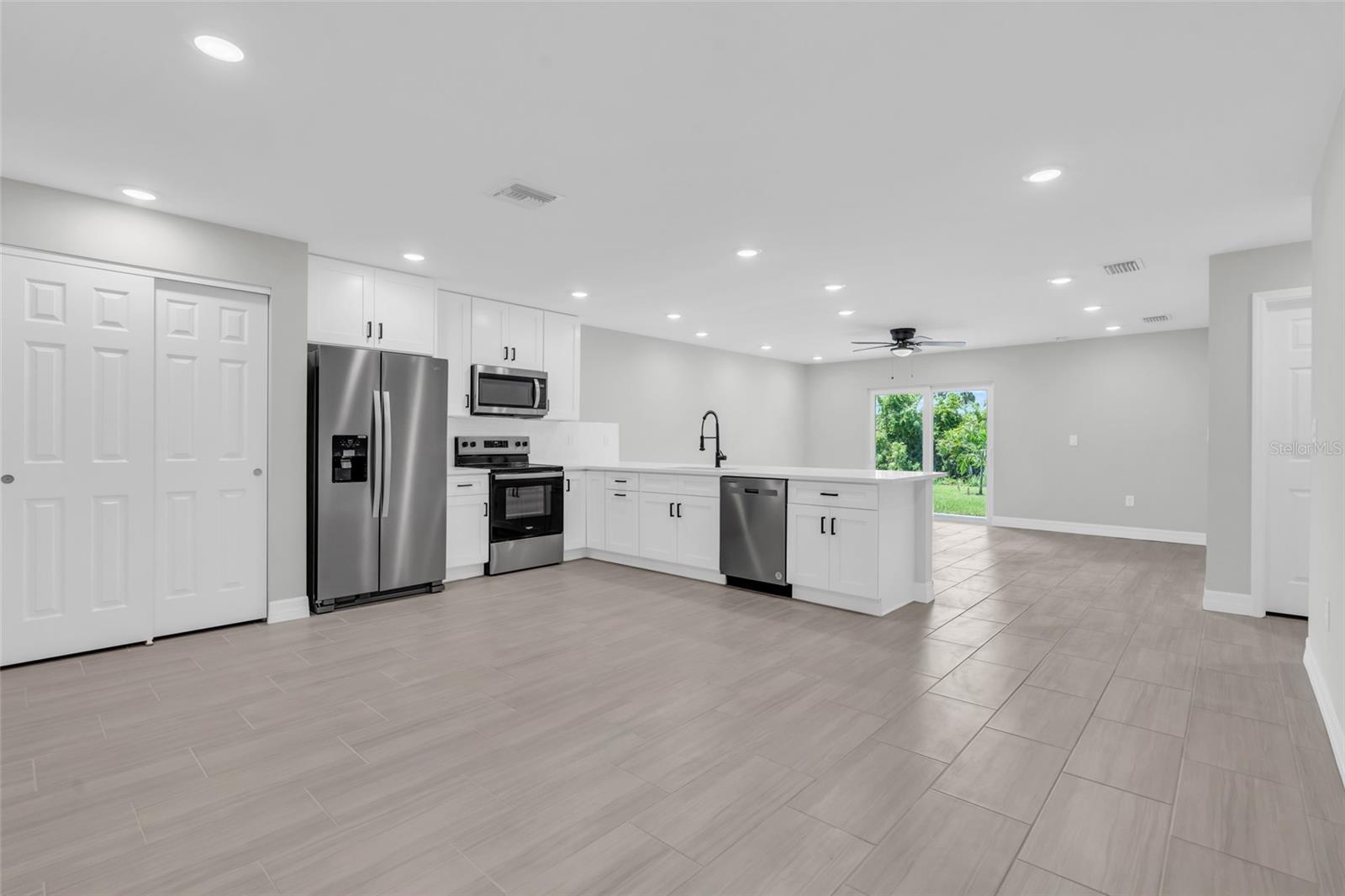 12046 TETZEL AVE, PORT CHARLOTTE, FL, 33981