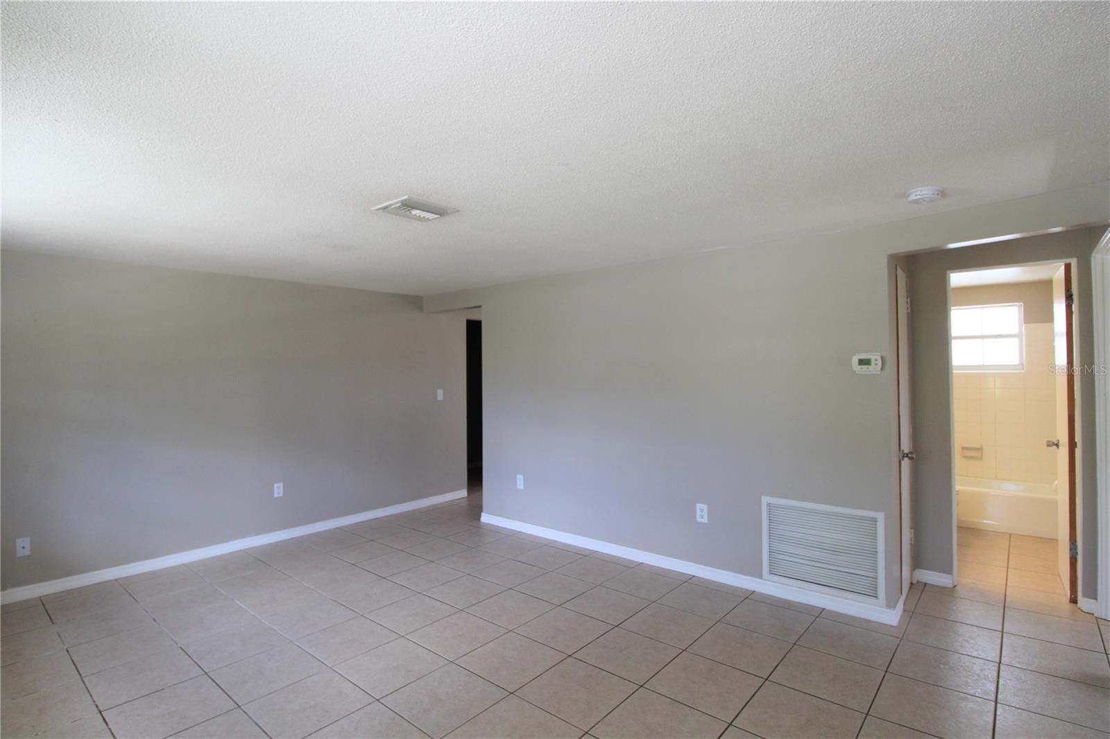 2033 SANDRALA DR, SARASOTA, FL, 34231