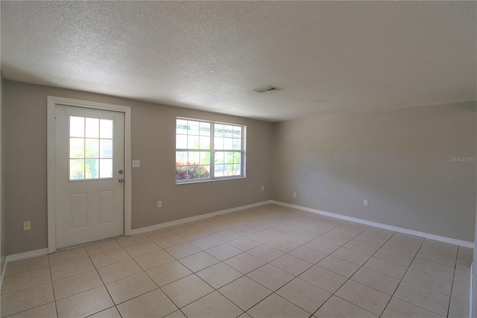 2033 SANDRALA DR, SARASOTA, FL, 34231