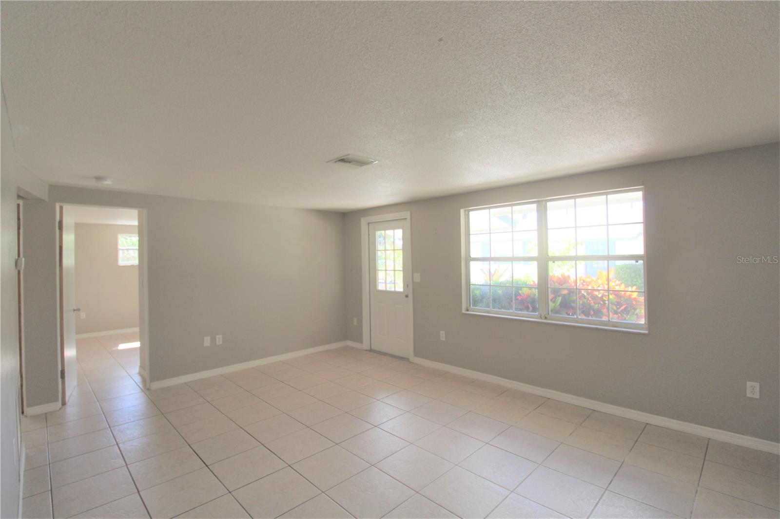 2033 SANDRALA DR, SARASOTA, FL, 34231