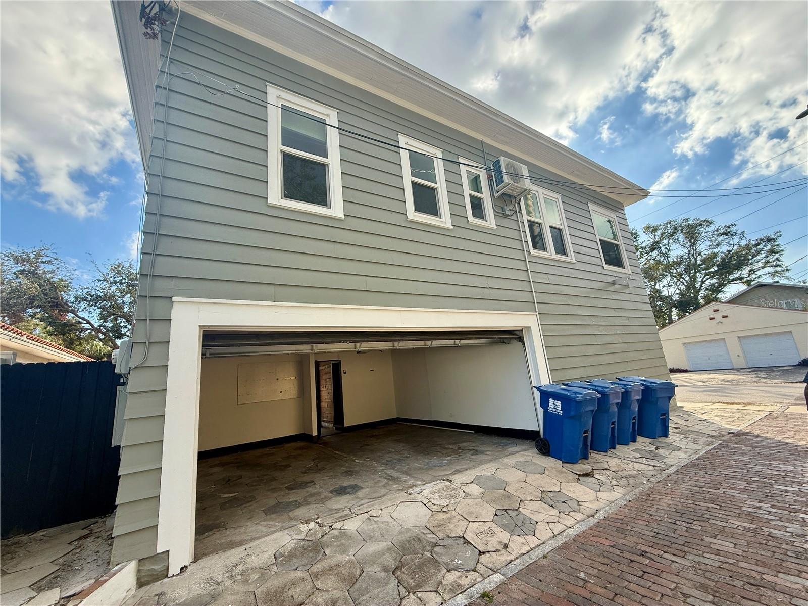 223 14TH AVE N, ST PETERSBURG, FL, 33701