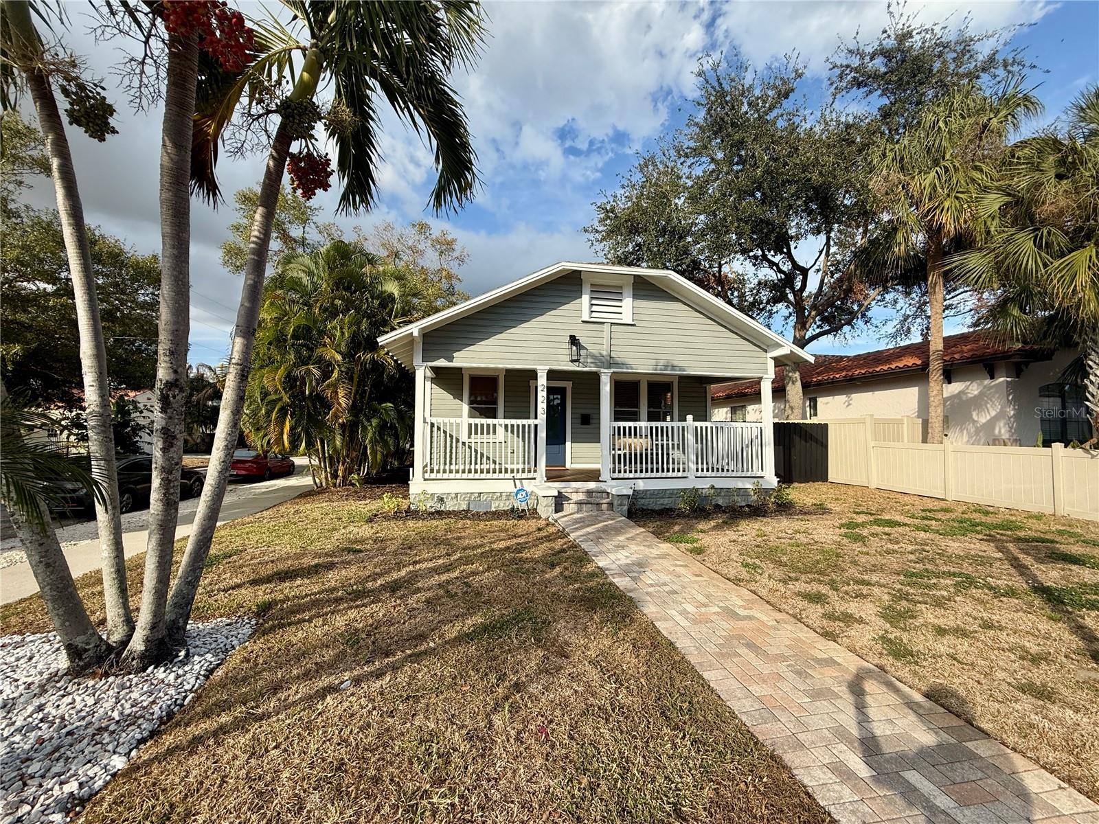 223 14TH AVE N, ST PETERSBURG, FL, 33701
