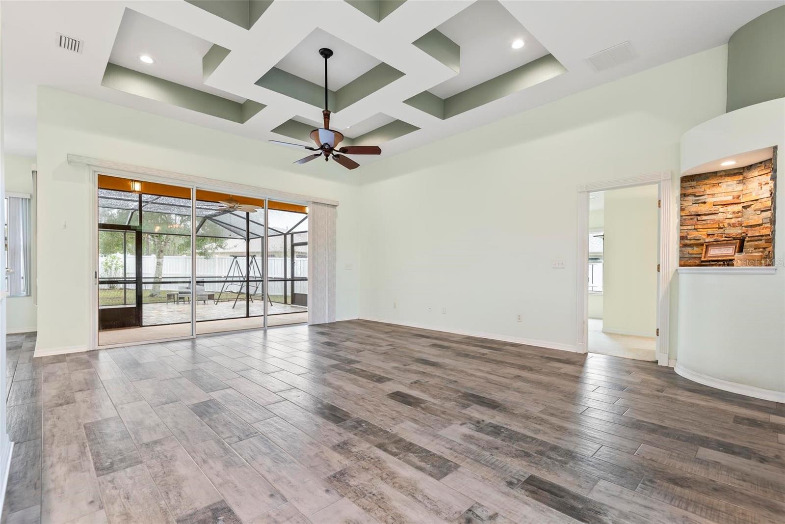 4 EASTGATE LN, PALM COAST, FL, 32164