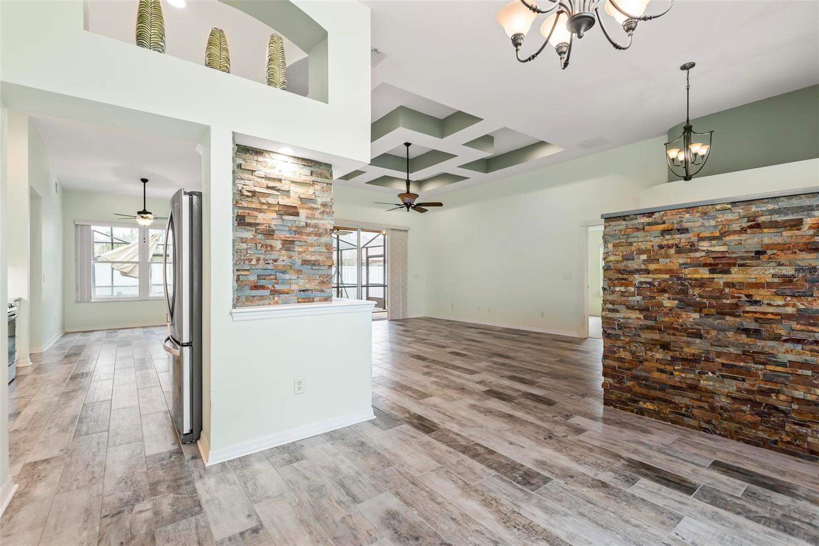 4 EASTGATE LN, PALM COAST, FL, 32164