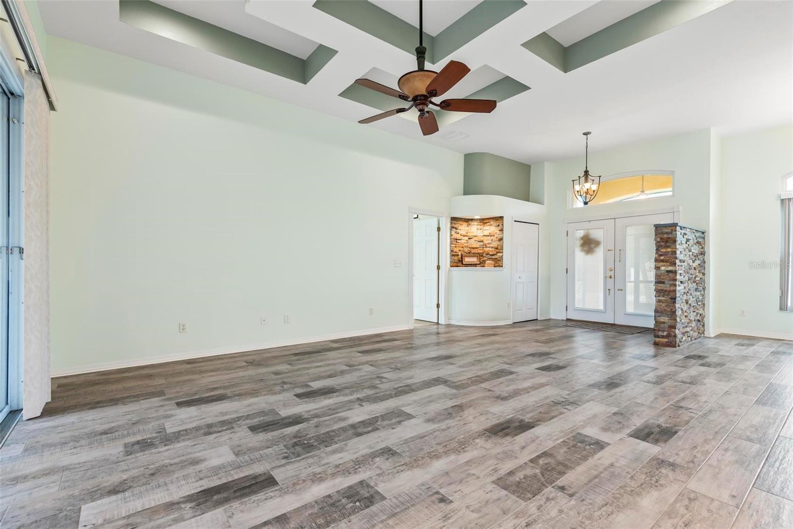 4 EASTGATE LN, PALM COAST, FL, 32164