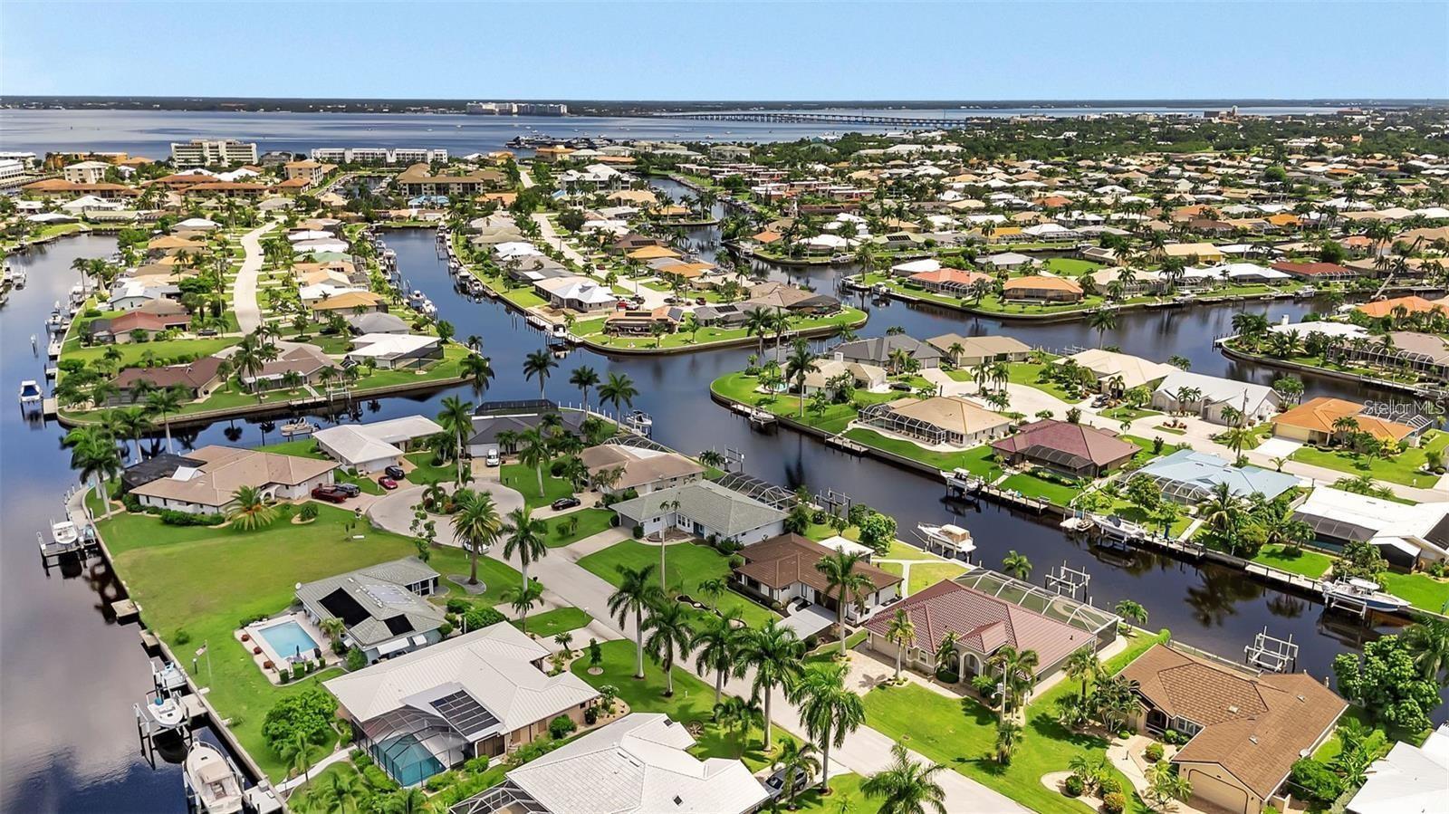 618 SANTA MARGERITA LN, PUNTA GORDA, FL, 33950