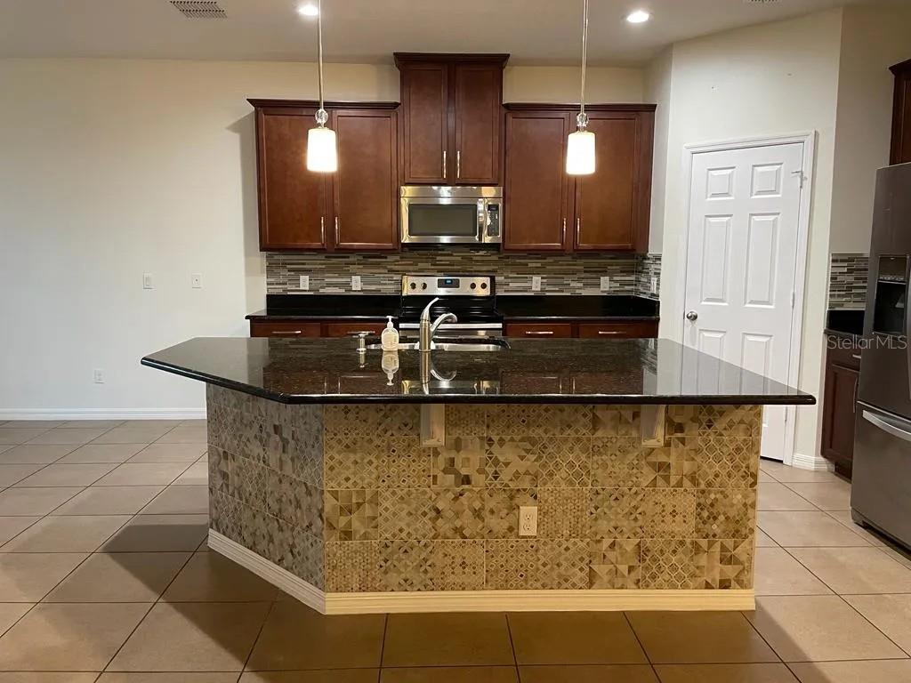 3710 PRAIRIE RESERVE BLVD, ORLANDO, FL, 32824