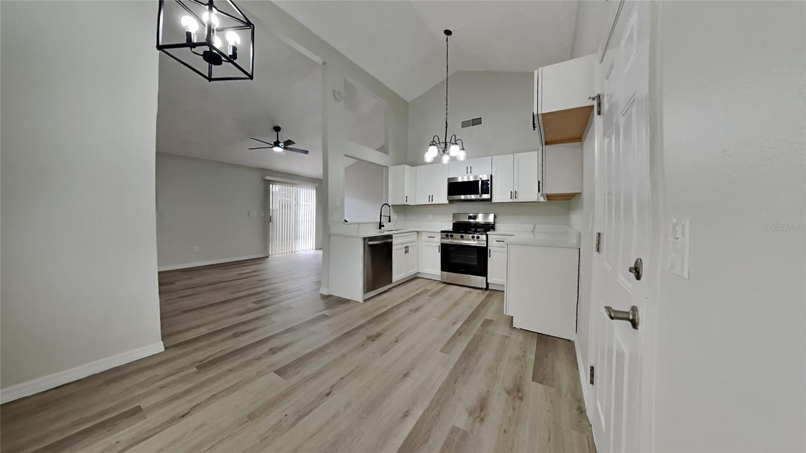 3856 GREEN DOLPHIN DR, PALM HARBOR, FL, 34684
