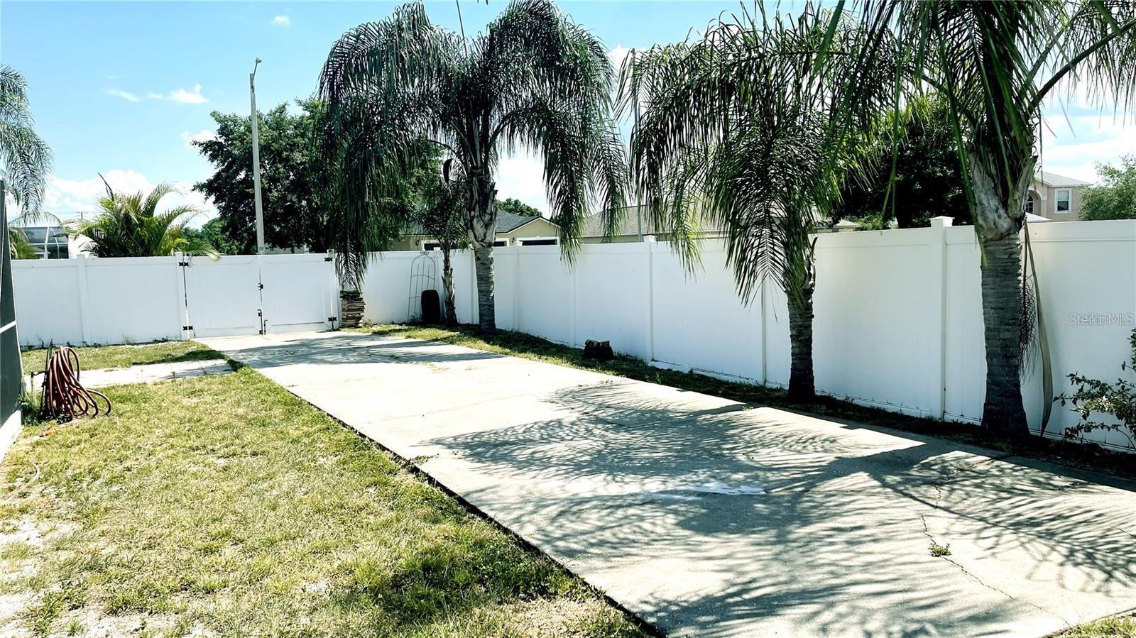 5009 STRADA DR, WINTER HAVEN, FL, 33880