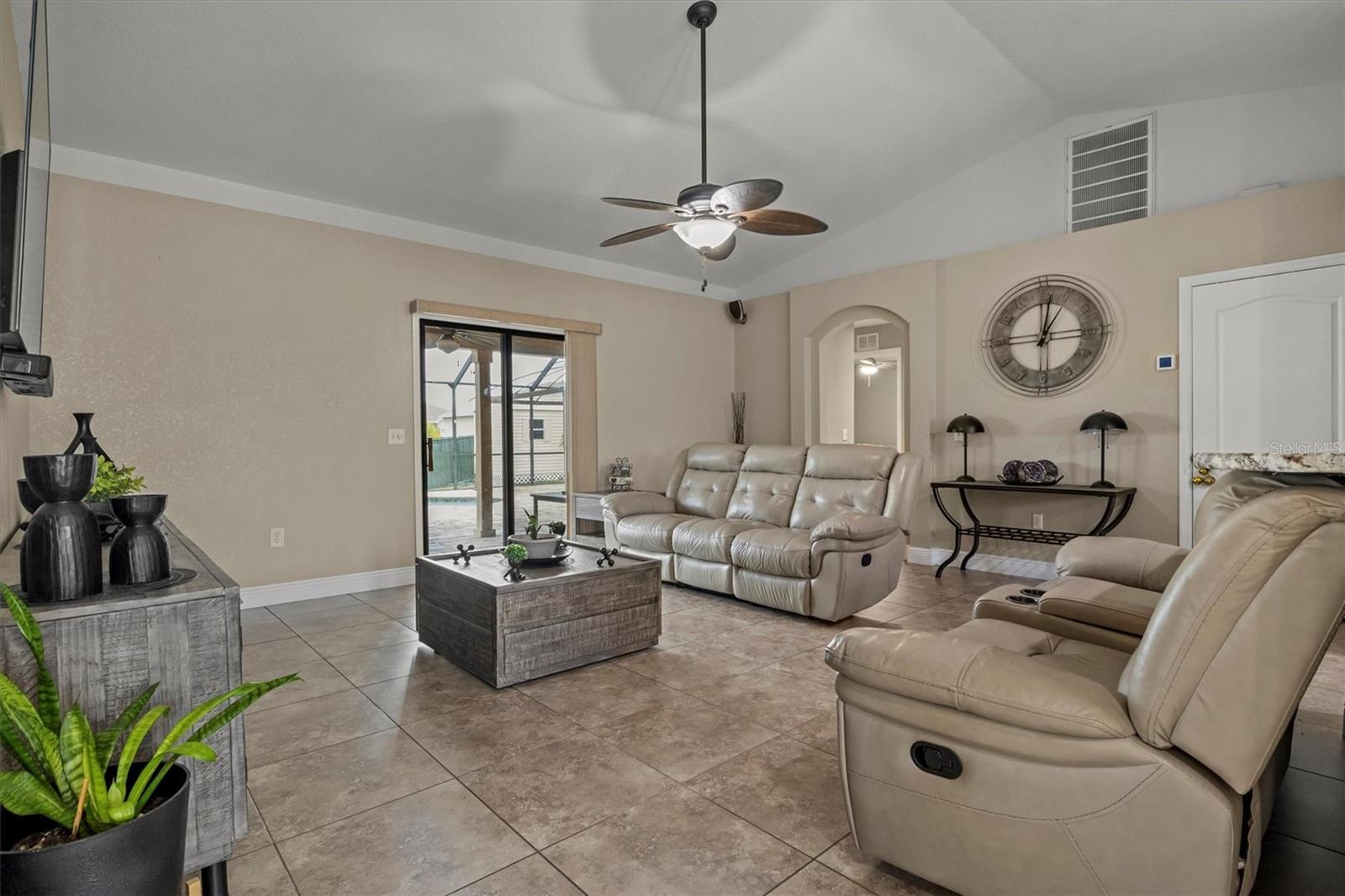 117 DINNER LAKE AVE, LAKE WALES, FL, 33859