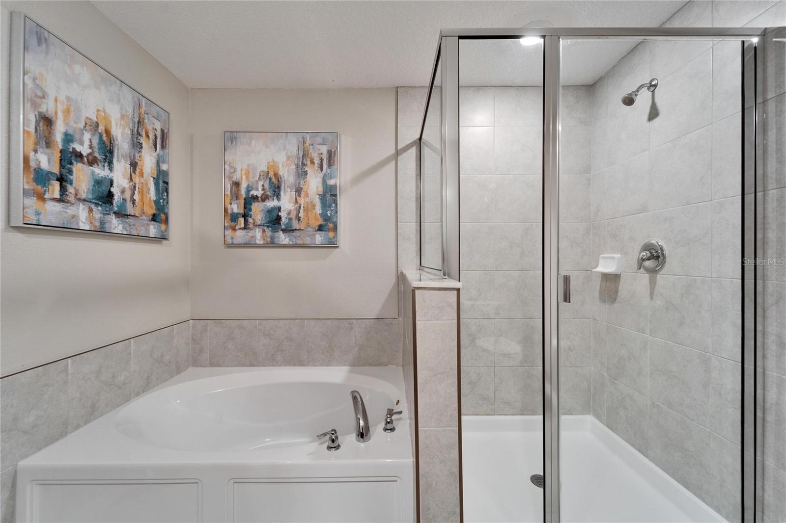 724 ROYAL EMPRESS DR, RUSKIN, FL, 33570