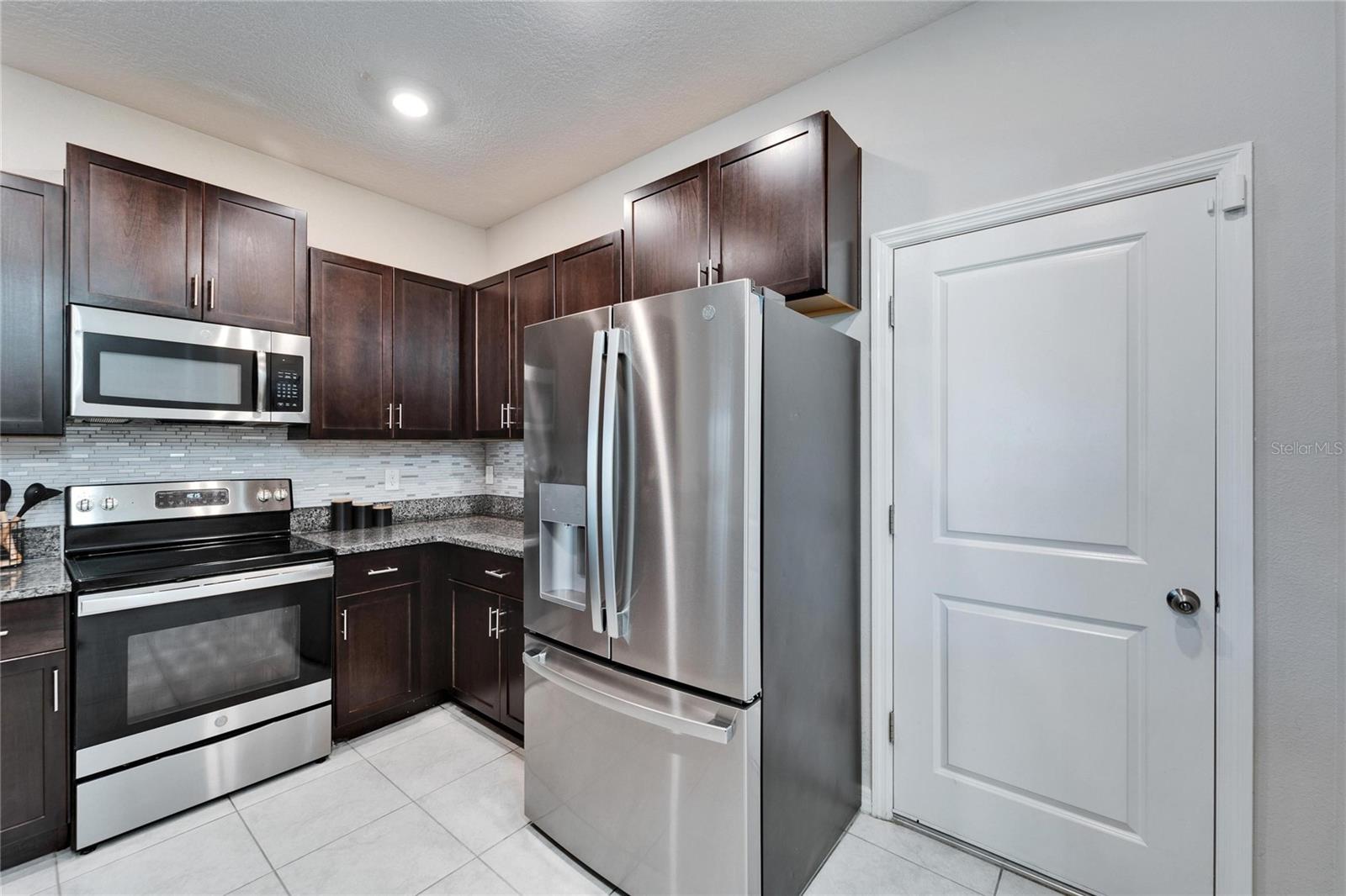 724 ROYAL EMPRESS DR, RUSKIN, FL, 33570