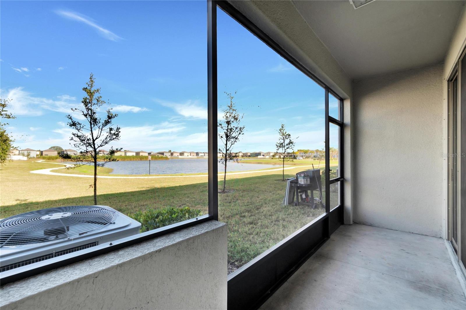 724 ROYAL EMPRESS DR, RUSKIN, FL, 33570