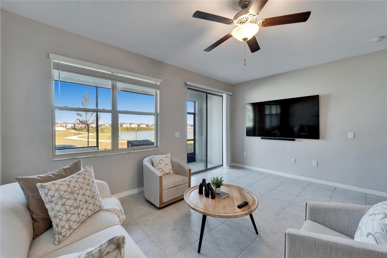 724 ROYAL EMPRESS DR, RUSKIN, FL, 33570