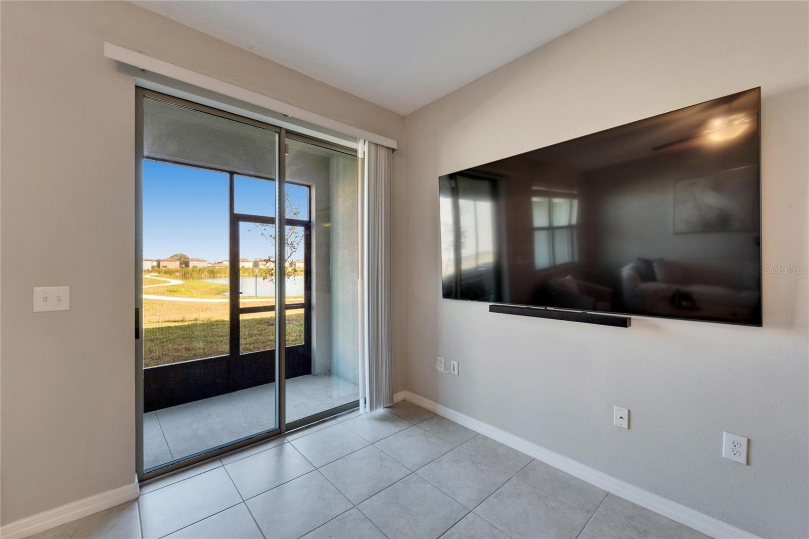 724 ROYAL EMPRESS DR, RUSKIN, FL, 33570