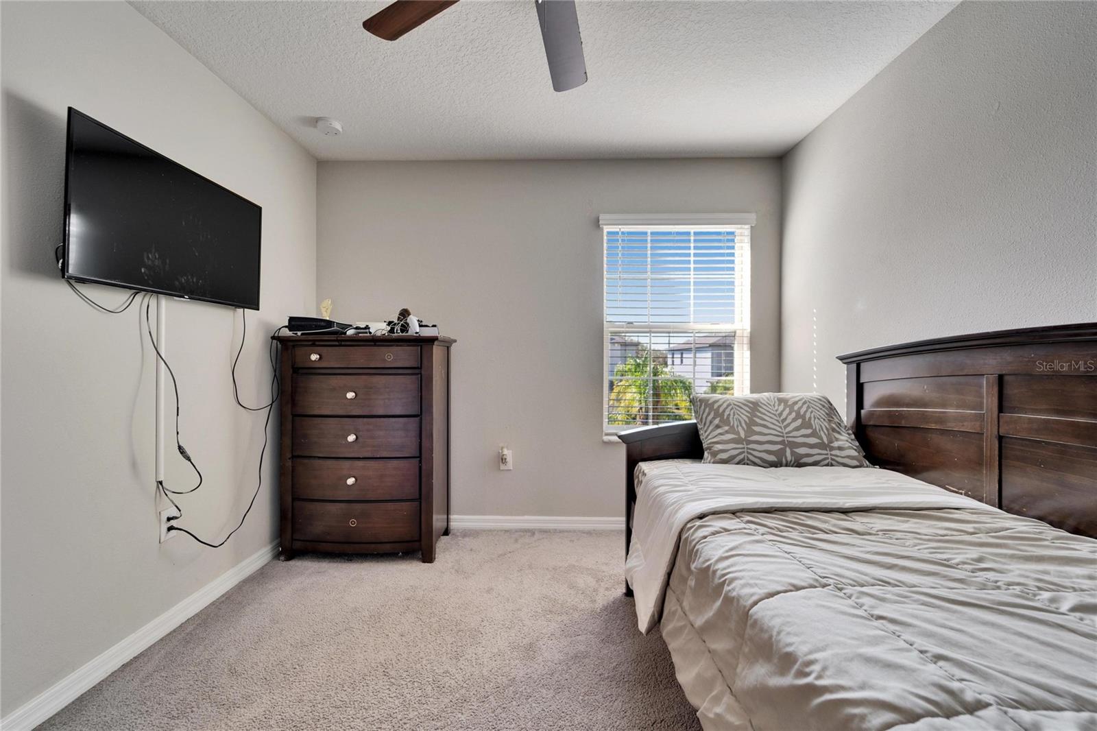 724 ROYAL EMPRESS DR, RUSKIN, FL, 33570