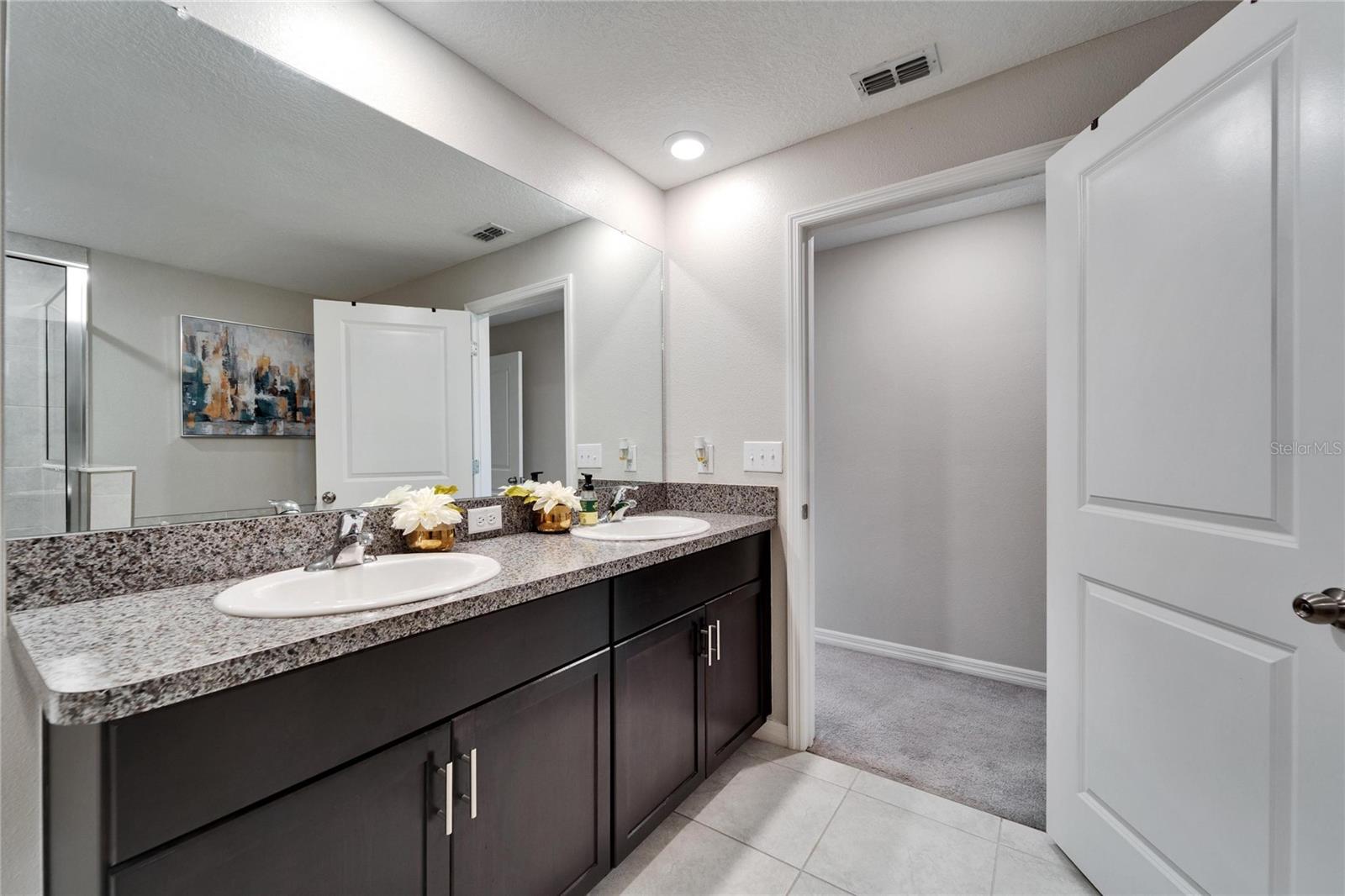 724 ROYAL EMPRESS DR, RUSKIN, FL, 33570