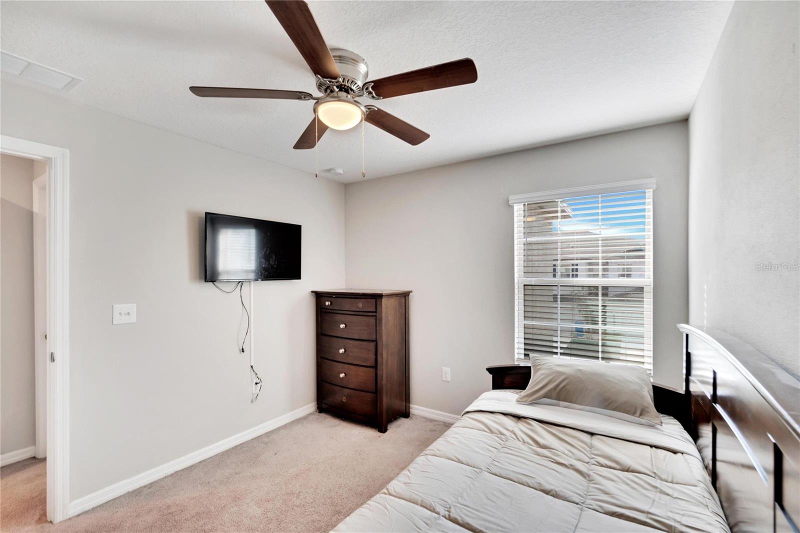 724 ROYAL EMPRESS DR, RUSKIN, FL, 33570