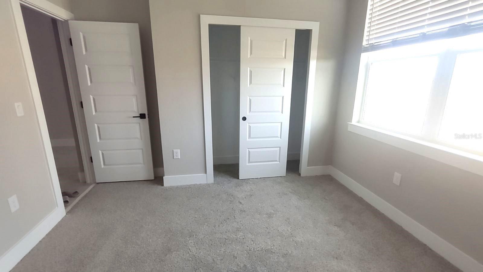 100 RUNAWAY FIELD AVE, NOKOMIS, FL, 34275