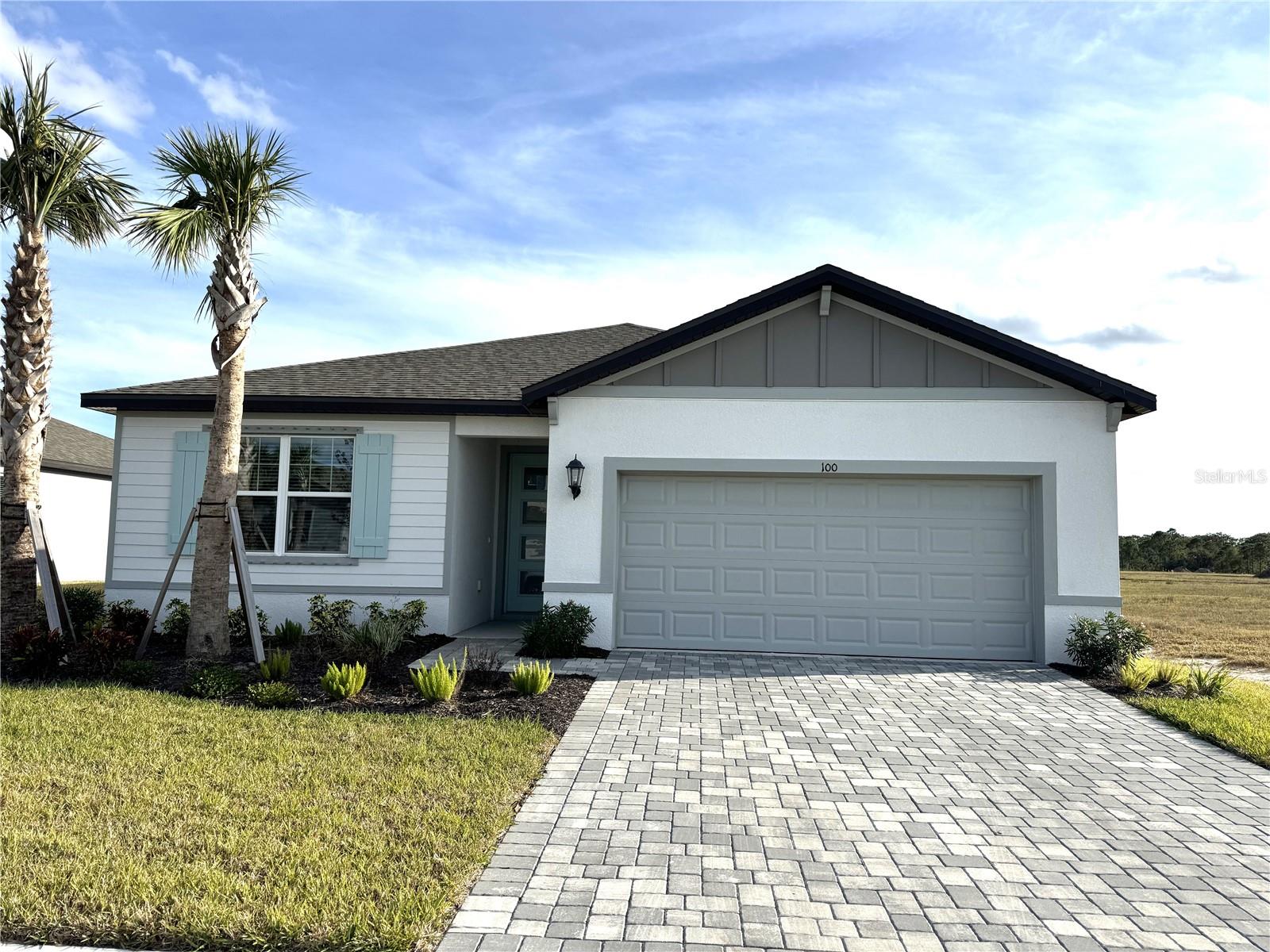 100 RUNAWAY FIELD AVE, NOKOMIS, FL, 34275