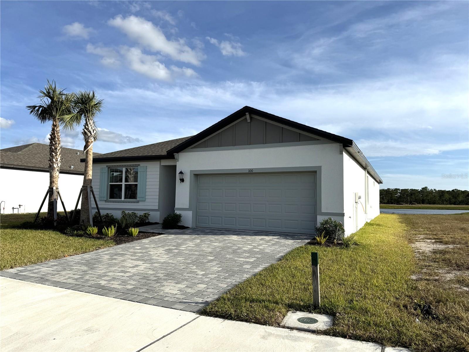 100 RUNAWAY FIELD AVE, NOKOMIS, FL, 34275