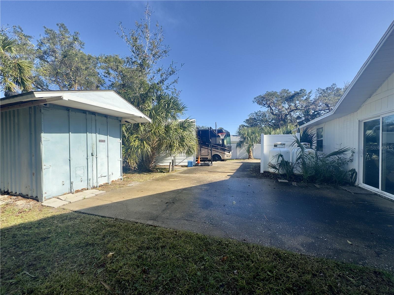405 LAMBERT AVE, FLAGLER BEACH, FL, 32136