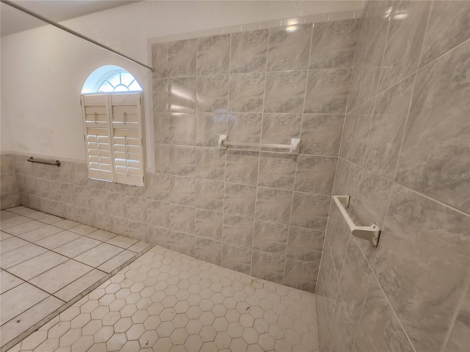 23104 ROUNTREE AVE, PORT CHARLOTTE, FL, 33980