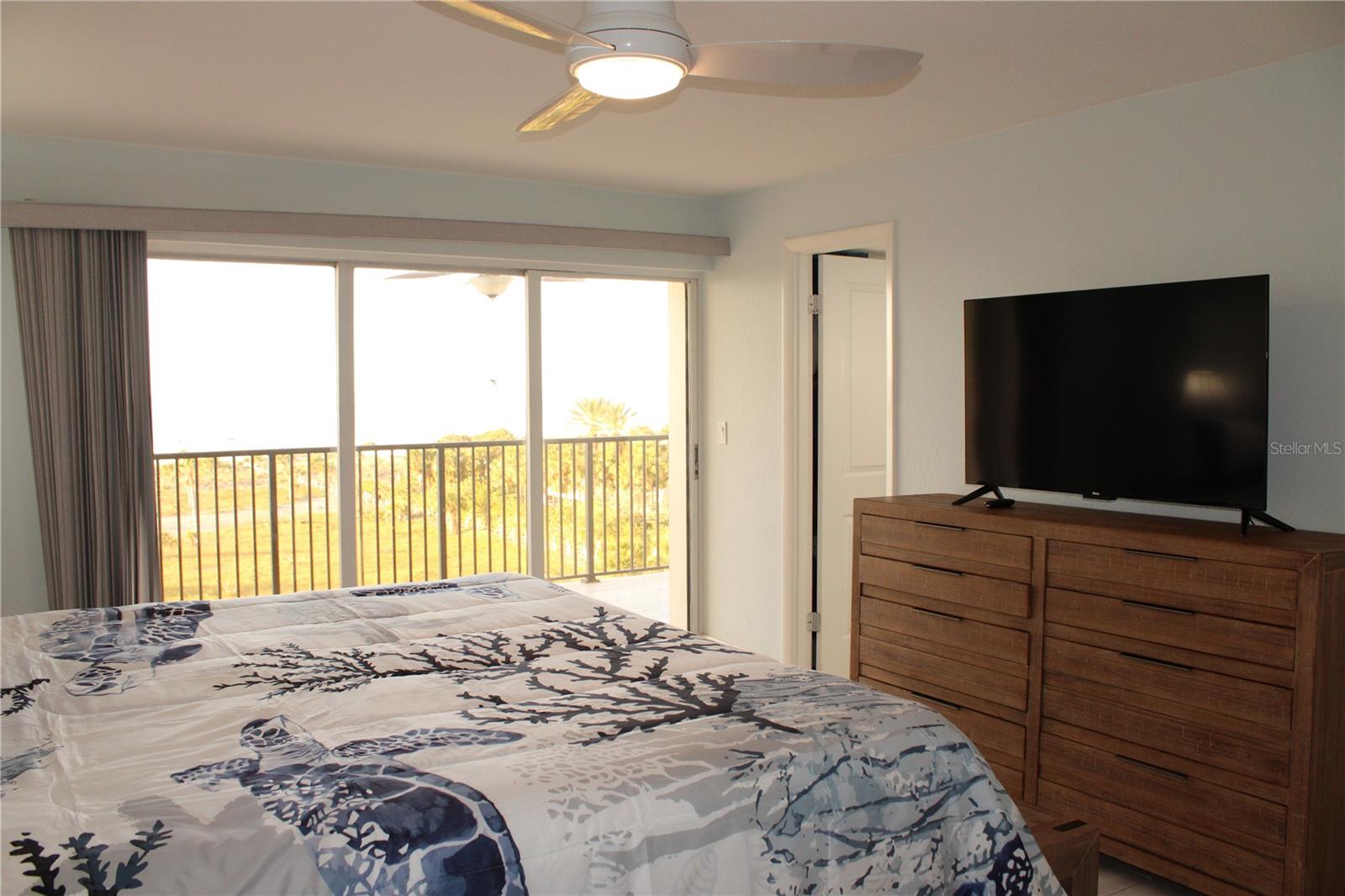 1230 GULF BLVD #606, CLEARWATER BEACH, FL, 33767
