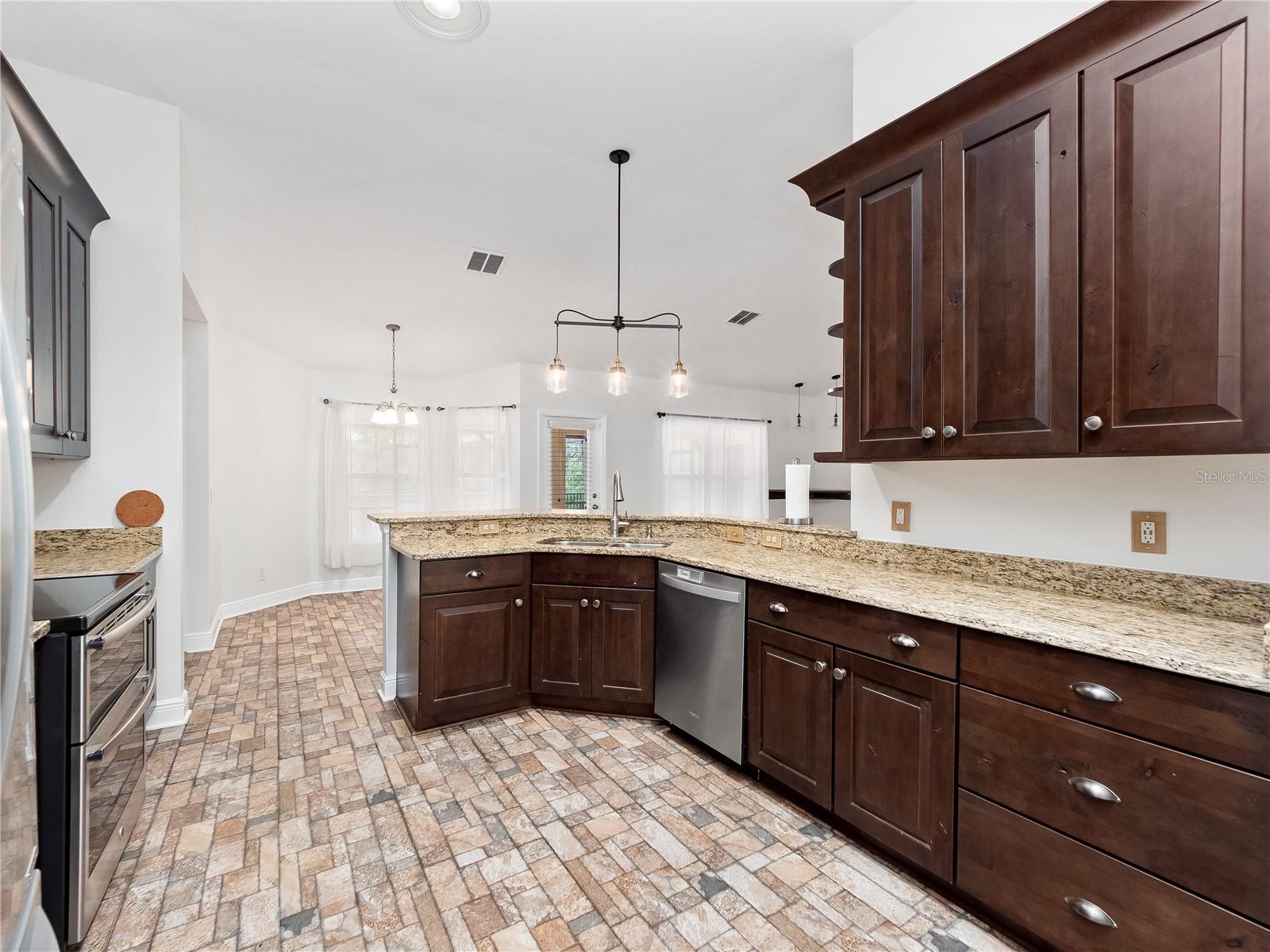 548 HEARTHGLEN BLVD, WINTER GARDEN, FL, 34787