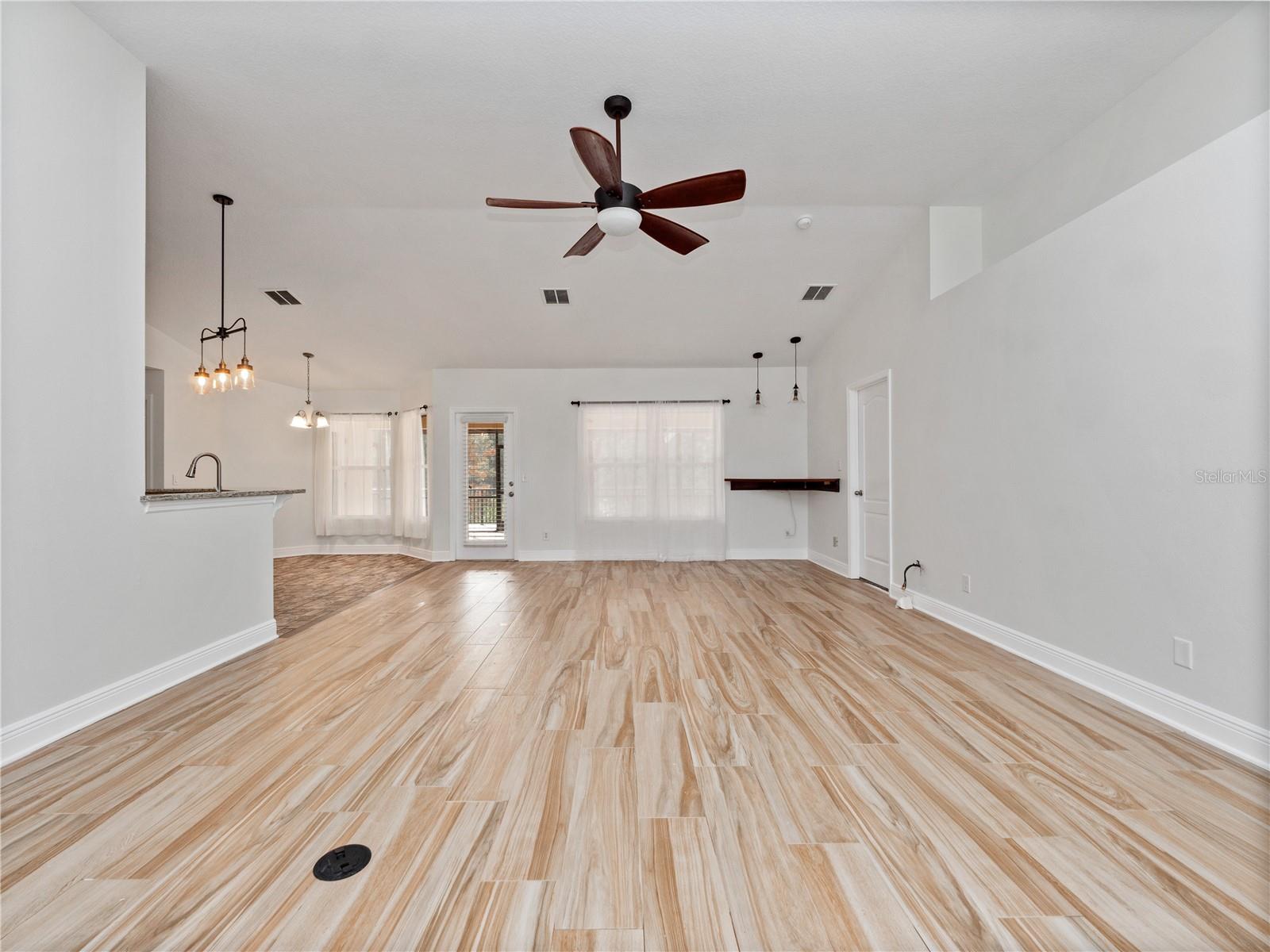 548 HEARTHGLEN BLVD, WINTER GARDEN, FL, 34787