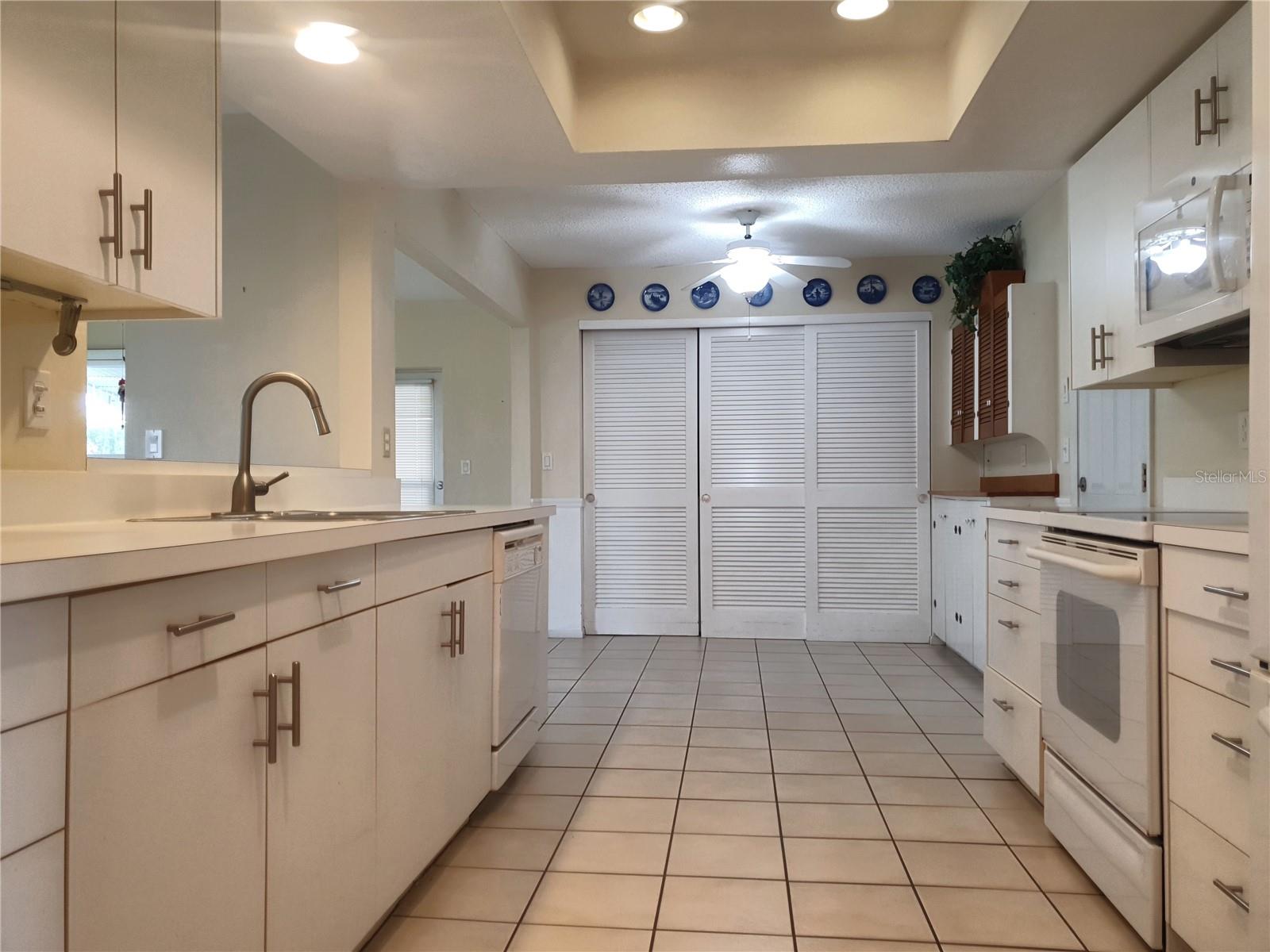 9157 42ND WAY N, PINELLAS PARK, FL, 33782