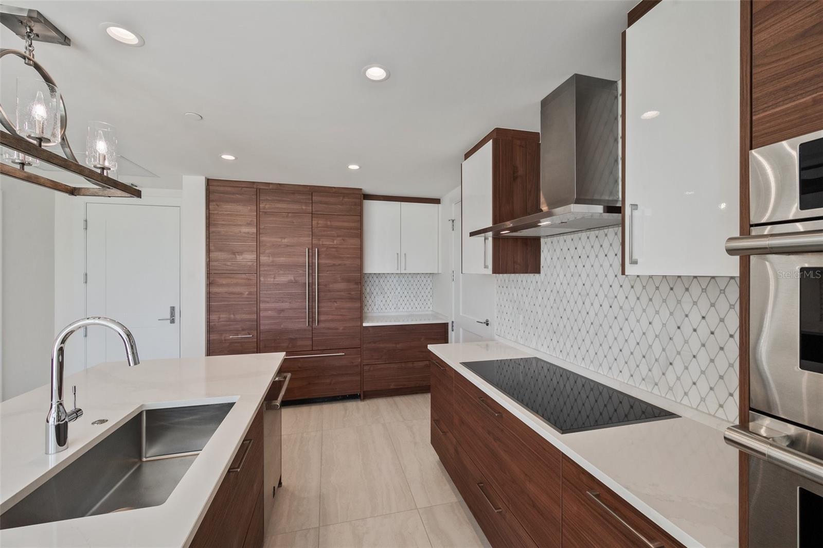 301 1ST ST S #205, ST PETERSBURG, FL, 33701