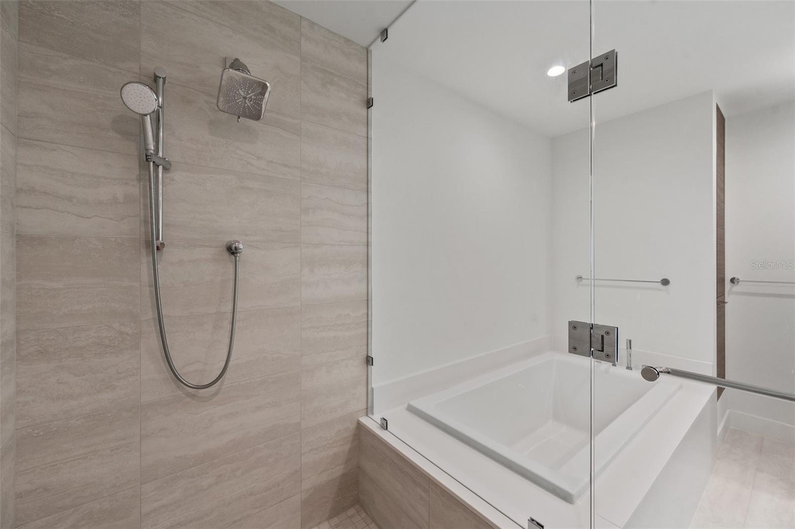 301 1ST ST S #205, ST PETERSBURG, FL, 33701