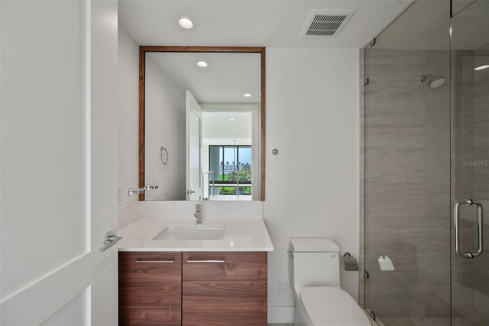 301 1ST ST S #205, ST PETERSBURG, FL, 33701