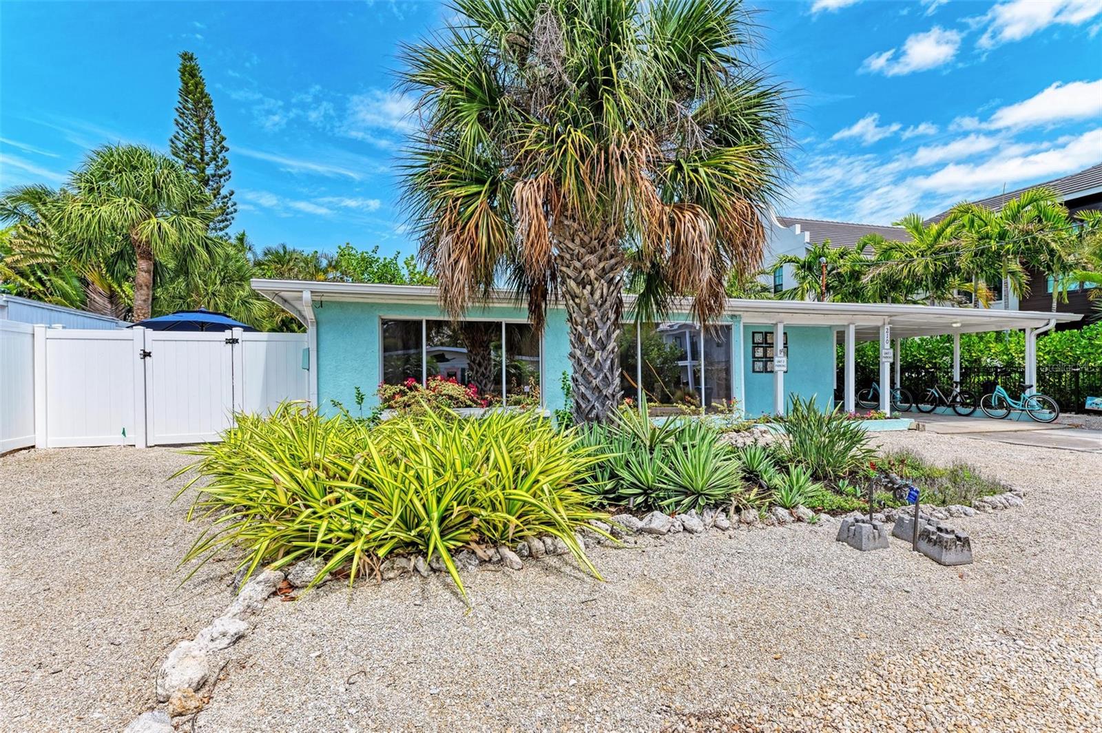 210 HAVERKOS CT, HOLMES BEACH, FL, 34217