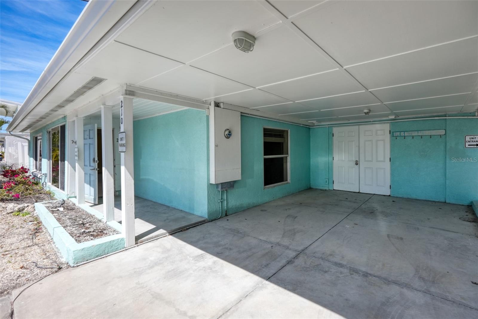 210 HAVERKOS CT, HOLMES BEACH, FL, 34217