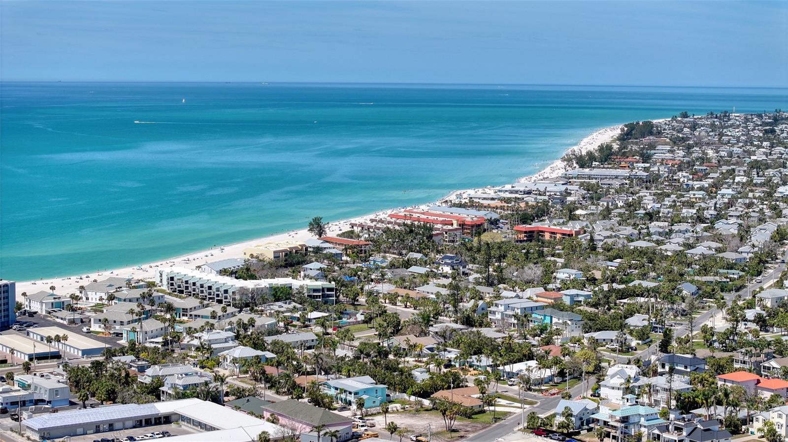 210 HAVERKOS CT, HOLMES BEACH, FL, 34217