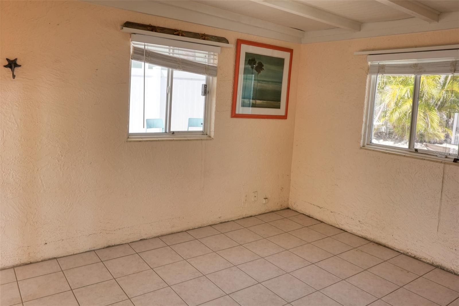 210 HAVERKOS CT, HOLMES BEACH, FL, 34217