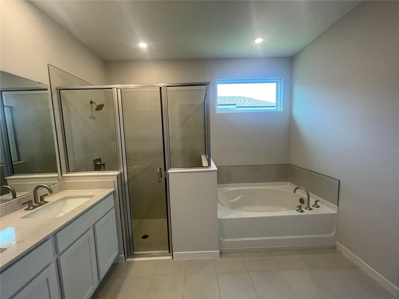 298 MONTGOMERY CT, PALM COAST, FL, 32164