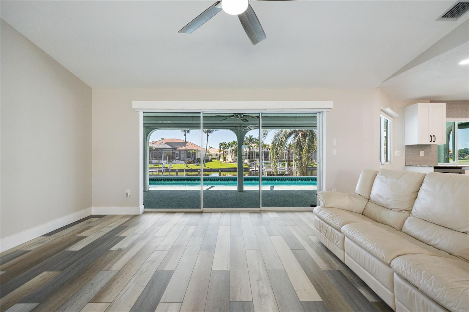 525 MADRID BLVD, PUNTA GORDA, FL, 33950