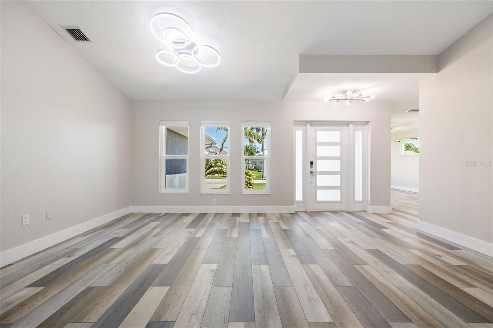 525 MADRID BLVD, PUNTA GORDA, FL, 33950