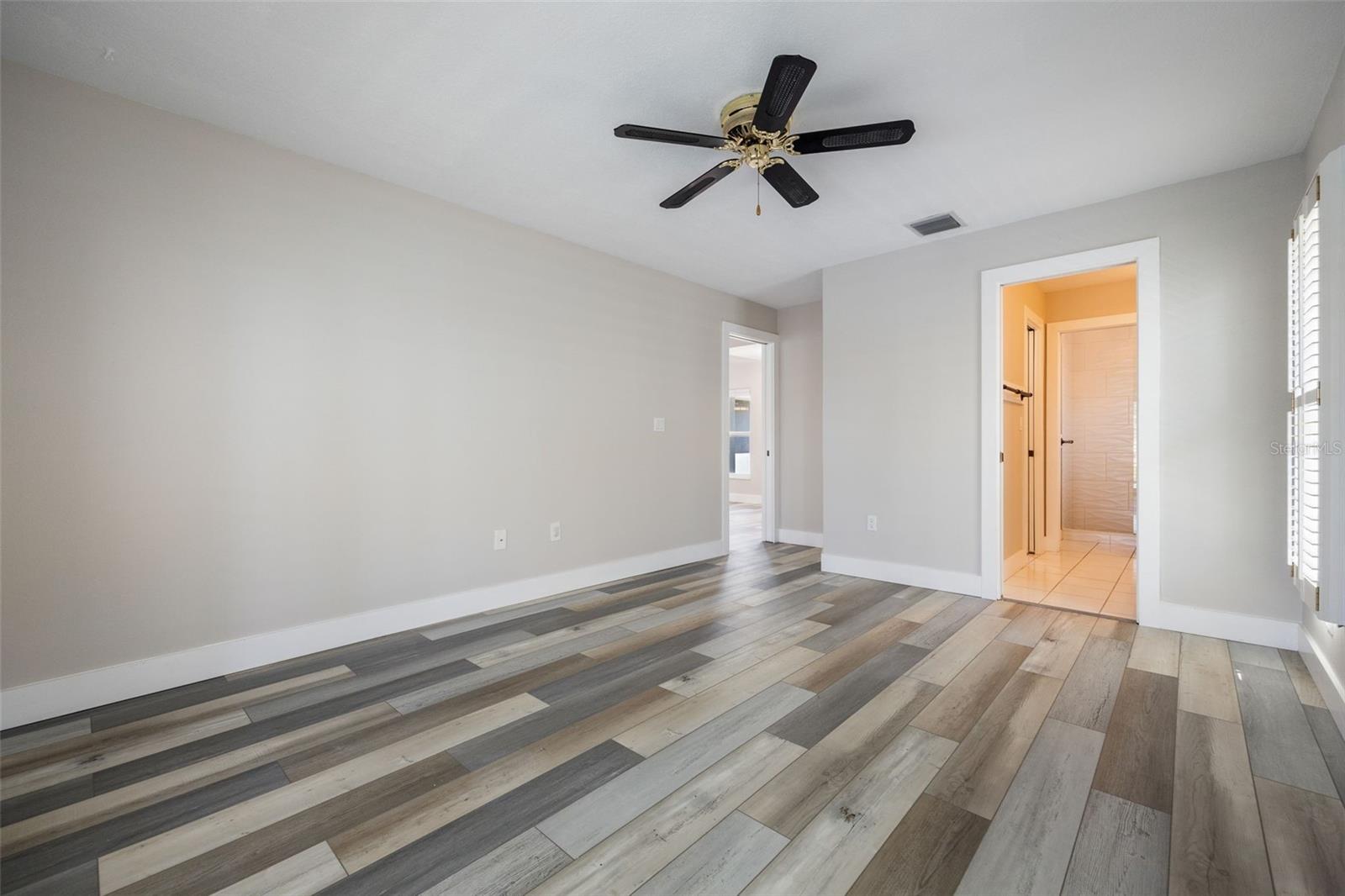 525 MADRID BLVD, PUNTA GORDA, FL, 33950