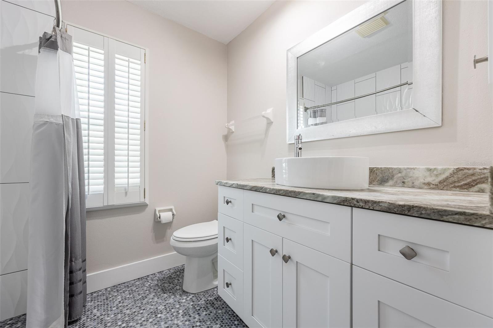525 MADRID BLVD, PUNTA GORDA, FL, 33950