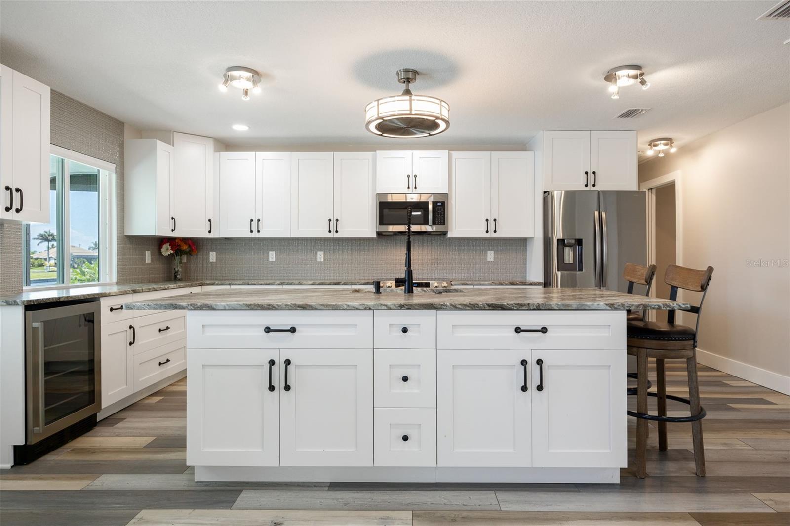 525 MADRID BLVD, PUNTA GORDA, FL, 33950