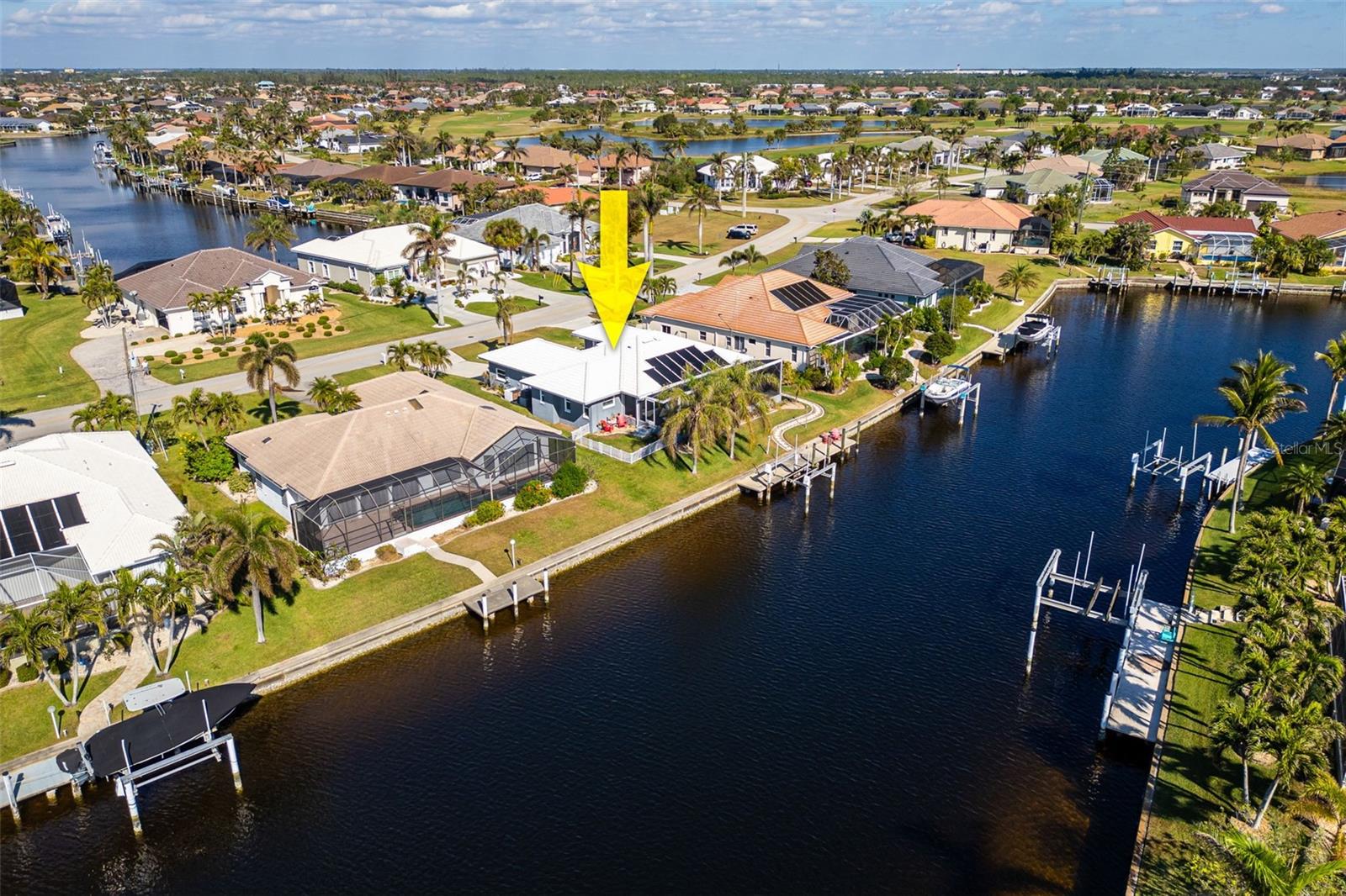 525 MADRID BLVD, PUNTA GORDA, FL, 33950