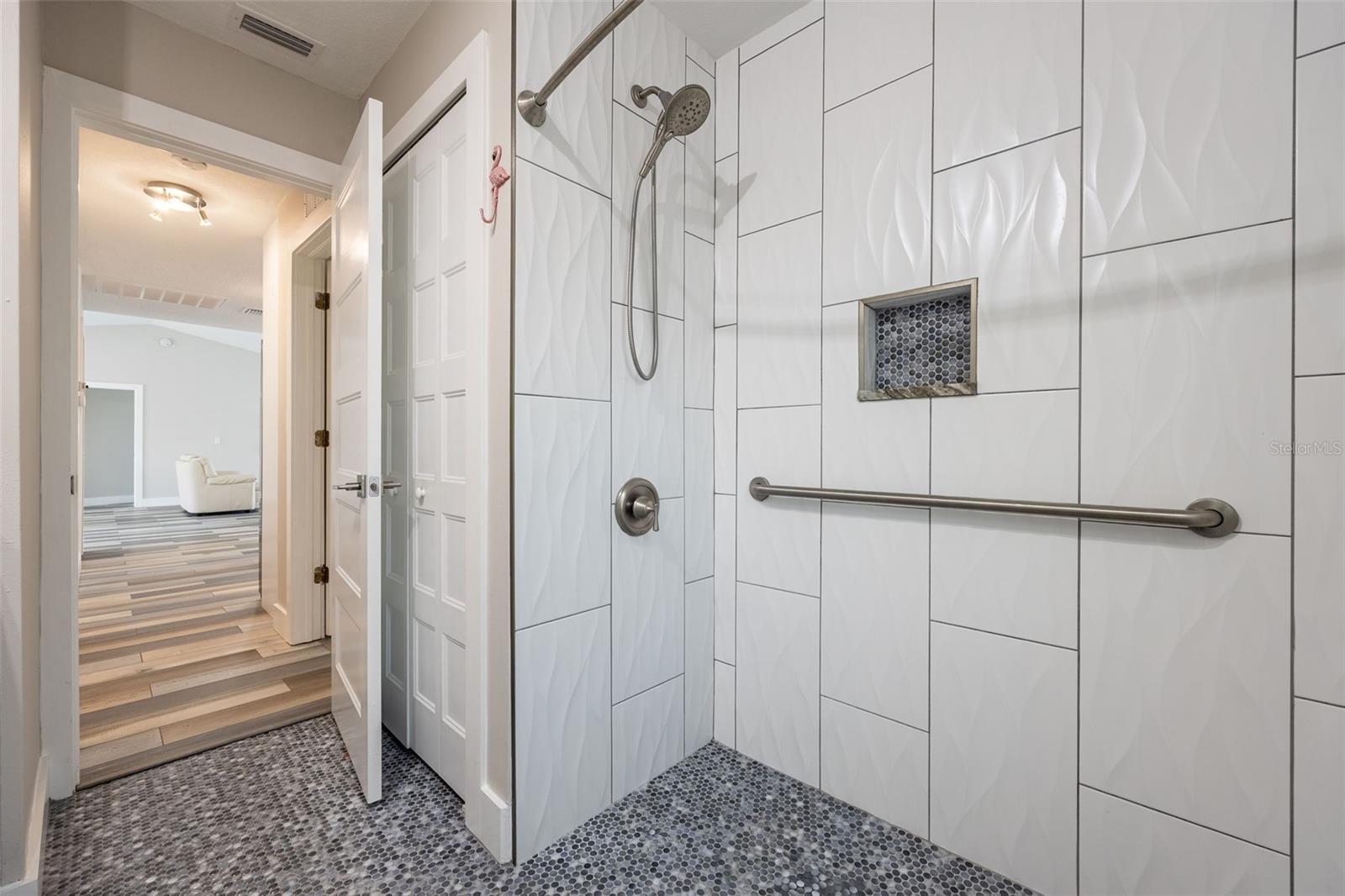 525 MADRID BLVD, PUNTA GORDA, FL, 33950